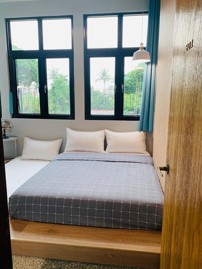 Oyaji Guesthouse-依人數床位數計價開放房型 Tainan Esterno foto