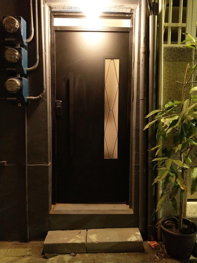 Oyaji Guesthouse-依人數床位數計價開放房型 Tainan Esterno foto